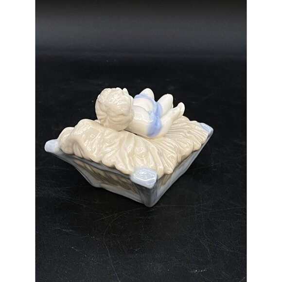 International Bazaar Pastel Nativity Baby Jesus Replacement Piece - Picture 3 of 7